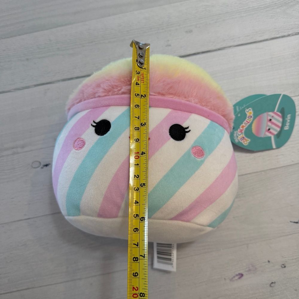 Squishmallows Bevin the snow cone‎ rainbow plush - Picture 5 of 5